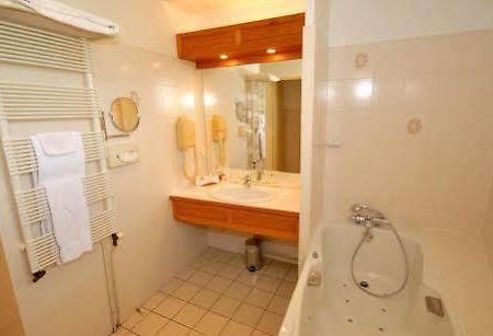 Chaumes-en-Brie Hotel La Chaum'Yerres المظهر الخارجي الصورة