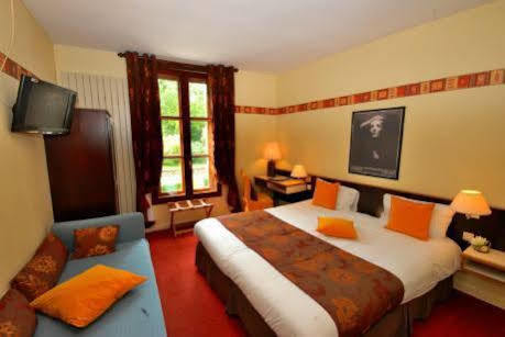Chaumes-en-Brie Hotel La Chaum'Yerres المظهر الخارجي الصورة